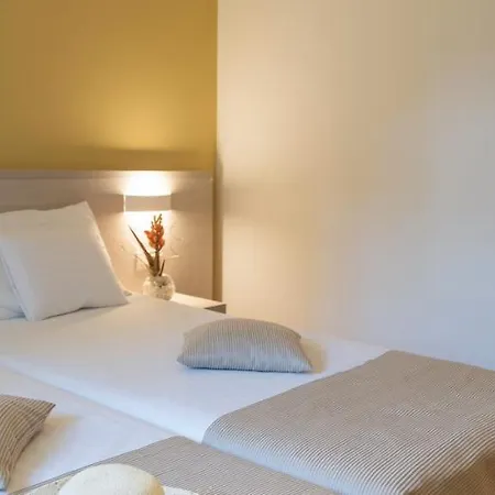 Dieholidaybucht Üdülőközpont *
